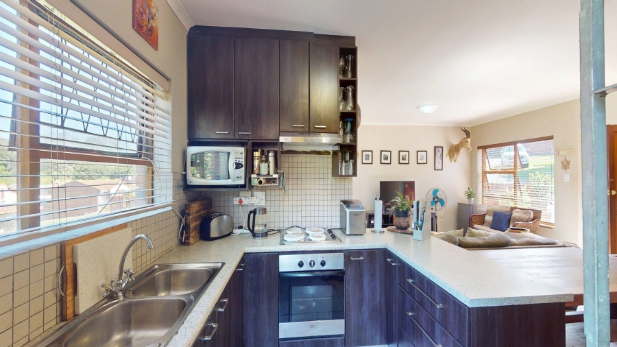 2 Bedroom Property for Sale in Kabega Park Eastern Cape